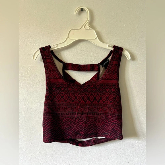 Wet Seal Aztec Printed Open Cross Back Crop Top - Small - Picture 2 of 4